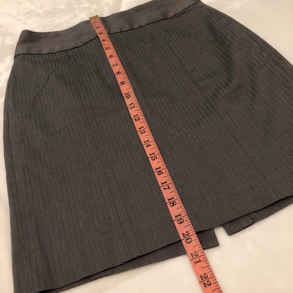 🍌 Banana Republic Skirt - Picture 3 of 8